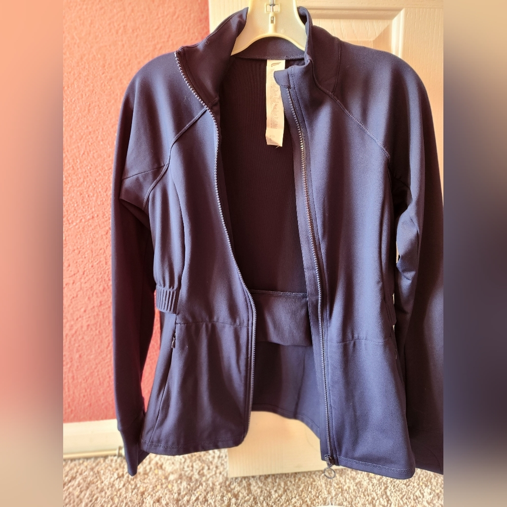 Jacket - Picture 5 of 7